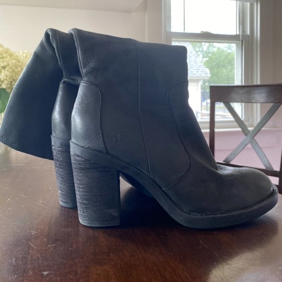 Women's Born Malika Boots - Picture 3 of 3